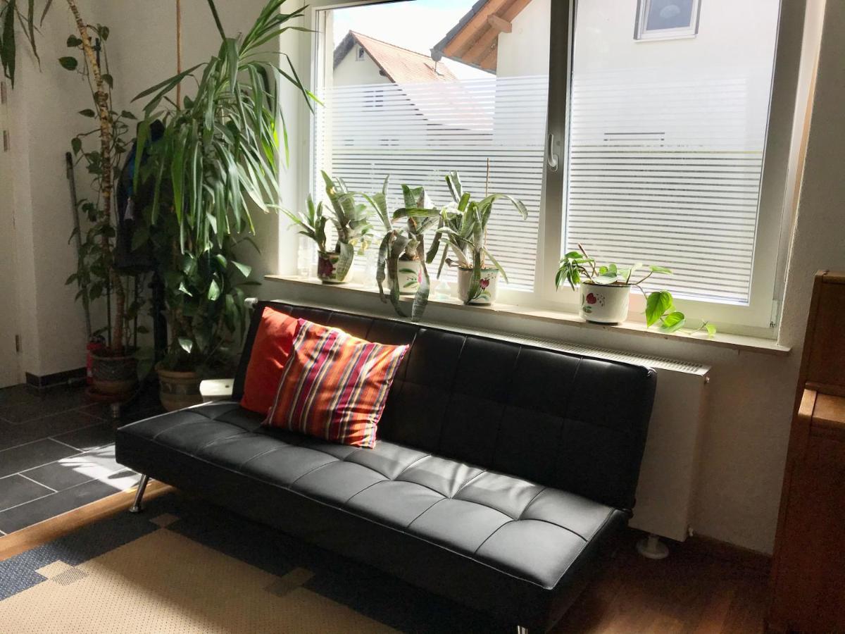 Homestay Grosses, Helles Apartement - Naehe Marburg & Giessen *