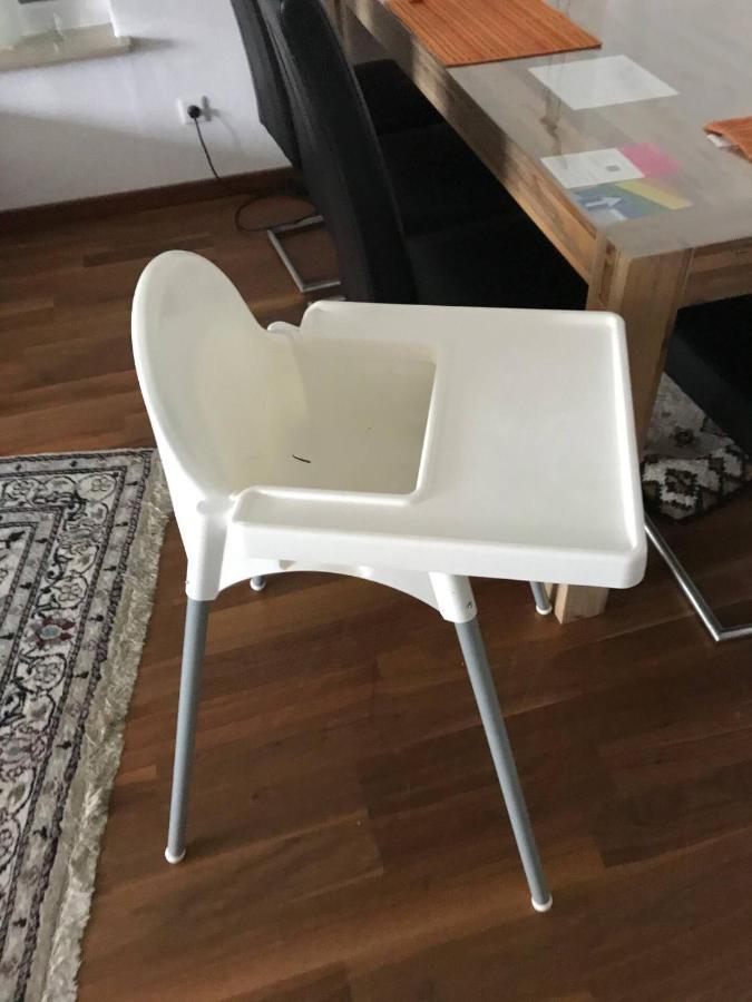 Homestay Grosses, Helles Apartement - Naehe Marburg & Giessen *