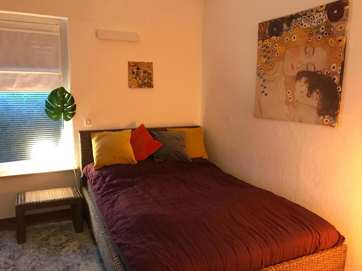 Grosses, Helles Apartement - Naehe Marburg & Giessen Homestay Fronhausen