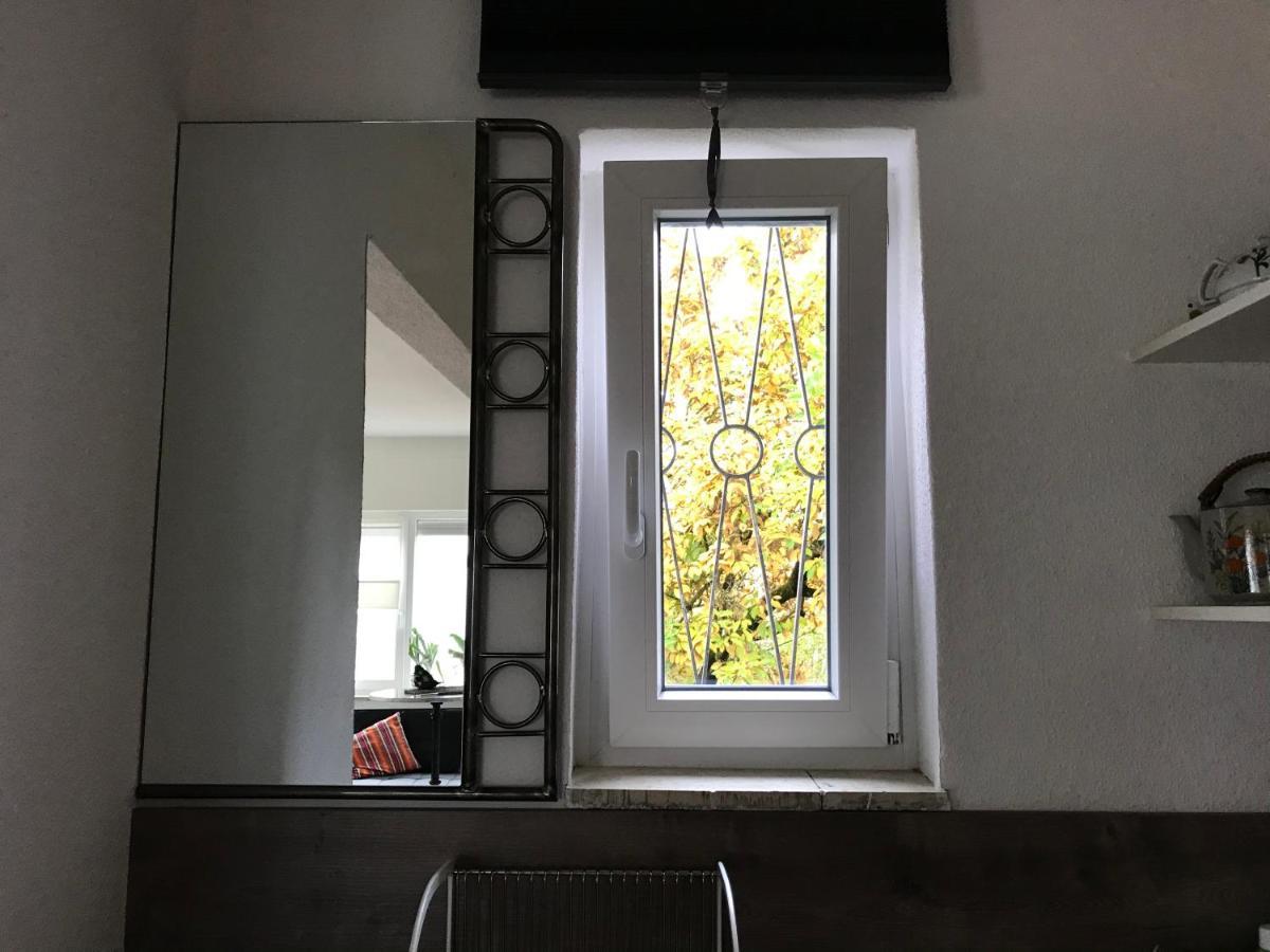 Homestay Grosses, Helles Apartement - Naehe Marburg & Giessen